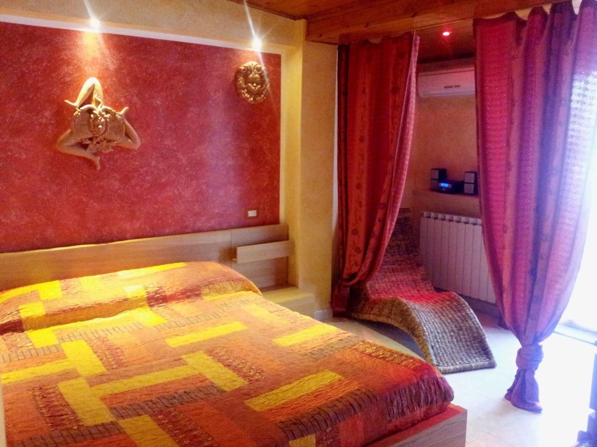 B&B Triskeles Giardini Naxos Εξωτερικό φωτογραφία
