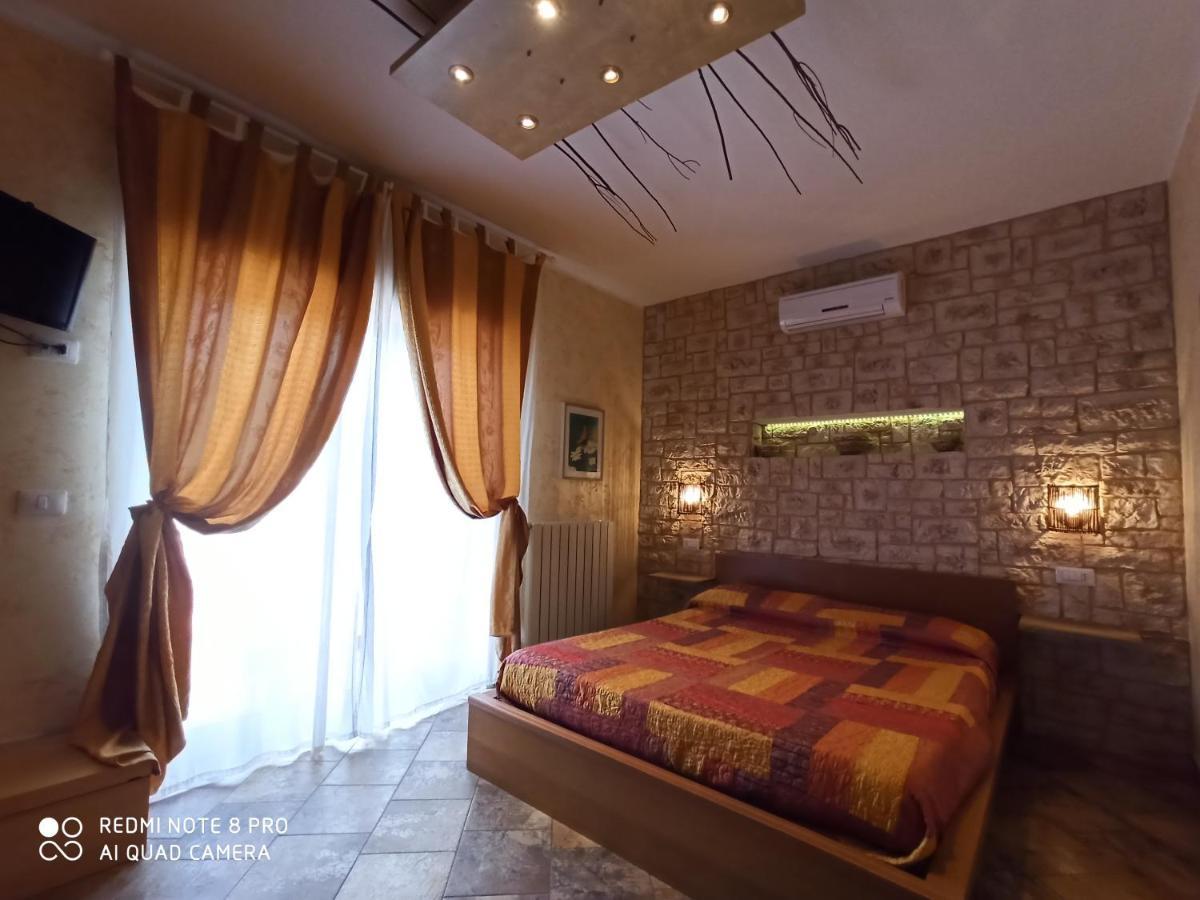 B&B Triskeles Giardini Naxos Εξωτερικό φωτογραφία